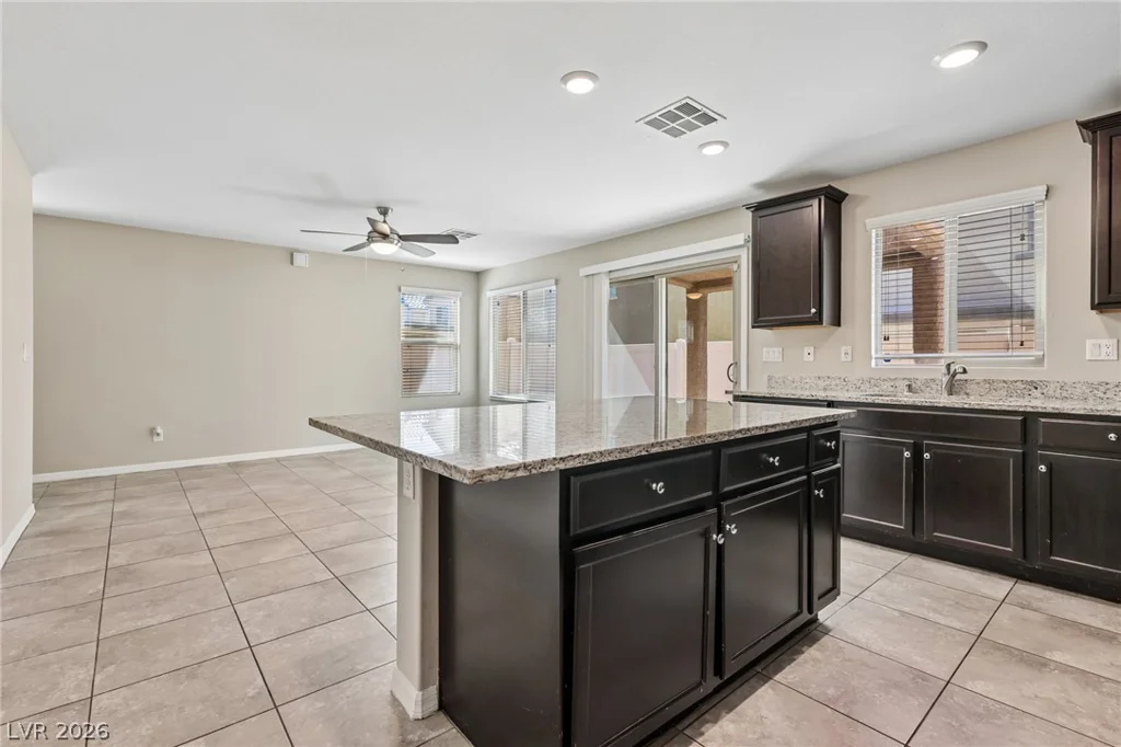 6439 Broadcloth, Las Vegas, NV 89122