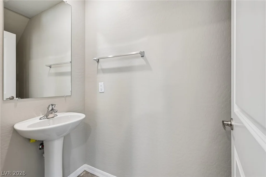 6439 Broadcloth, Las Vegas, NV 89122