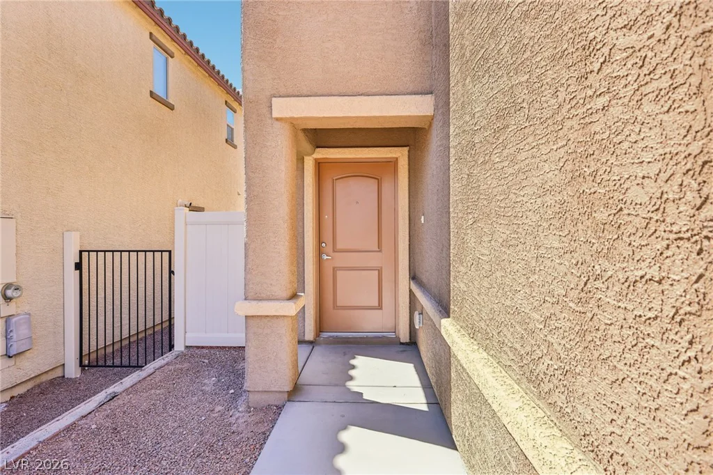 6439 Broadcloth, Las Vegas, NV 89122