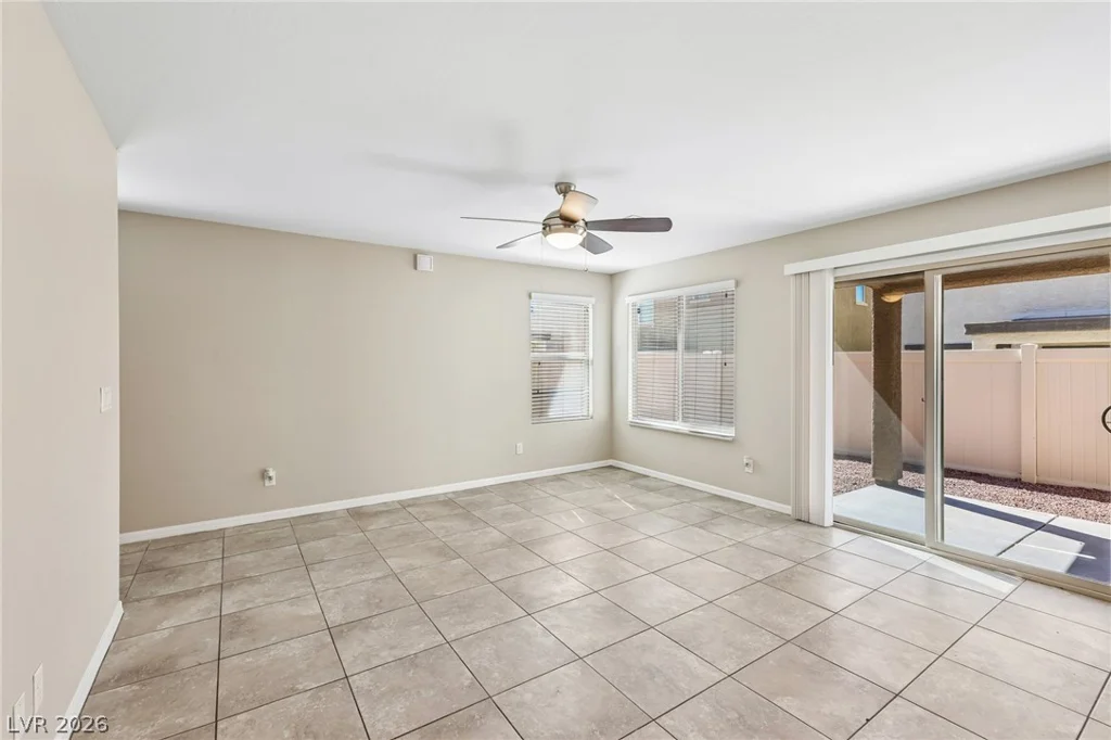 6439 Broadcloth, Las Vegas, NV 89122