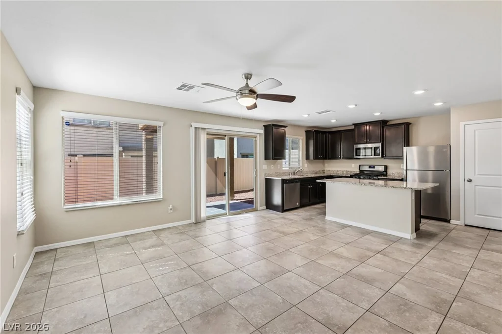 6439 Broadcloth, Las Vegas, NV 89122