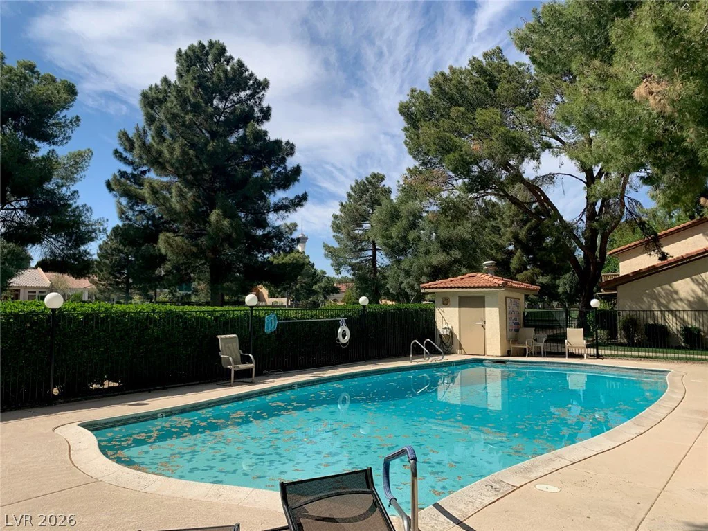 726 Tam O Shanter, Las Vegas, NV 89109