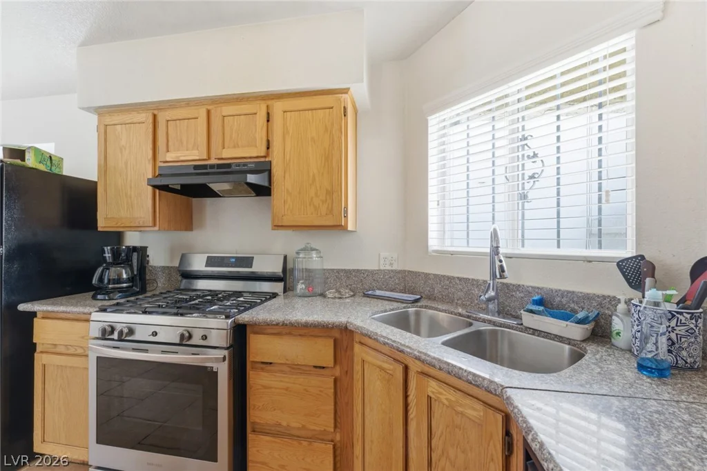 2313 Diamondback, Las Vegas, NV 89117
