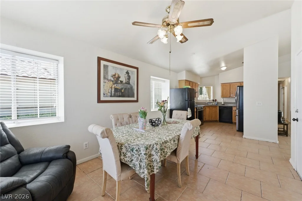 2313 Diamondback, Las Vegas, NV 89117