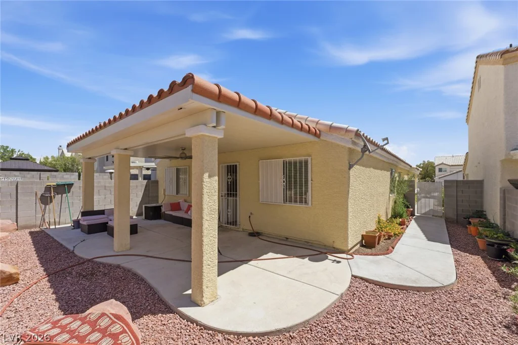 2313 Diamondback, Las Vegas, NV 89117