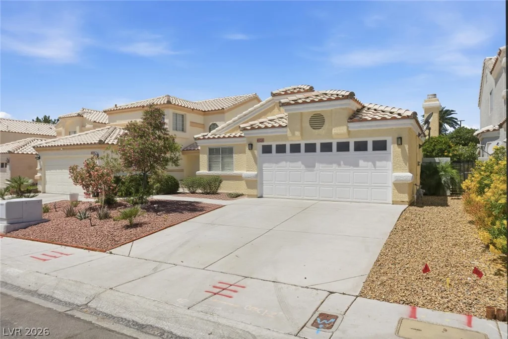 2313 Diamondback, Las Vegas, NV 89117