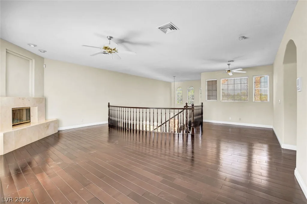 1931 Fox Canyon, Las Vegas, NV 89117