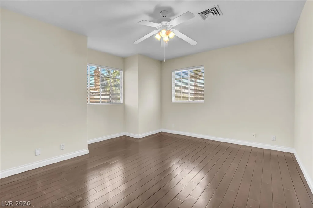 1931 Fox Canyon, Las Vegas, NV 89117