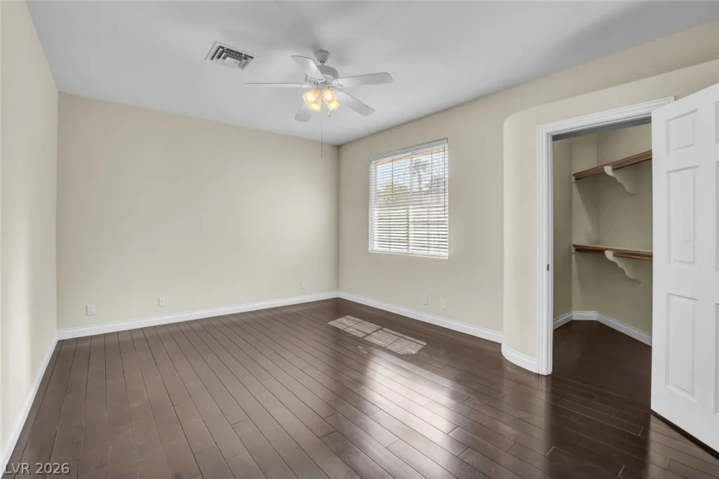 1931 Fox Canyon, Las Vegas, NV 89117