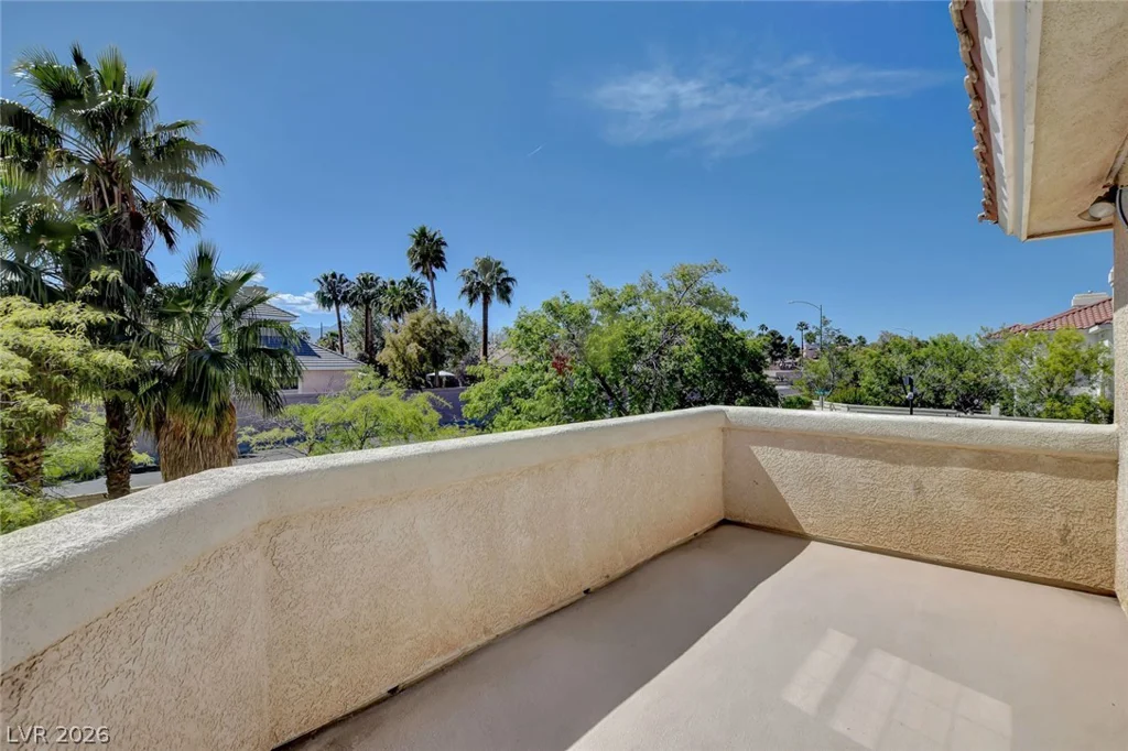 1931 Fox Canyon, Las Vegas, NV 89117