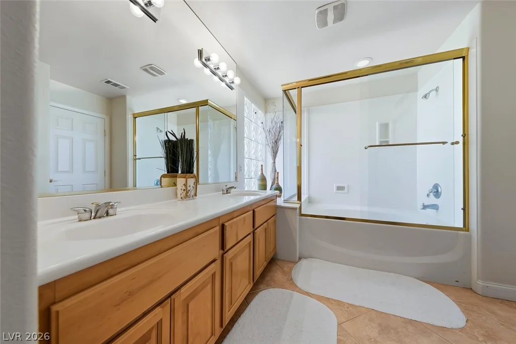 10999 Holyrood, Las Vegas, NV 89141
