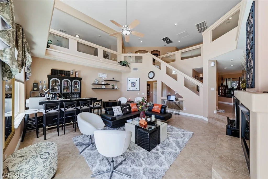 10999 Holyrood, Las Vegas, NV 89141