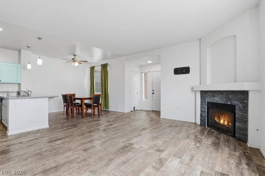 1830 Buffalo, Las Vegas, NV 89128