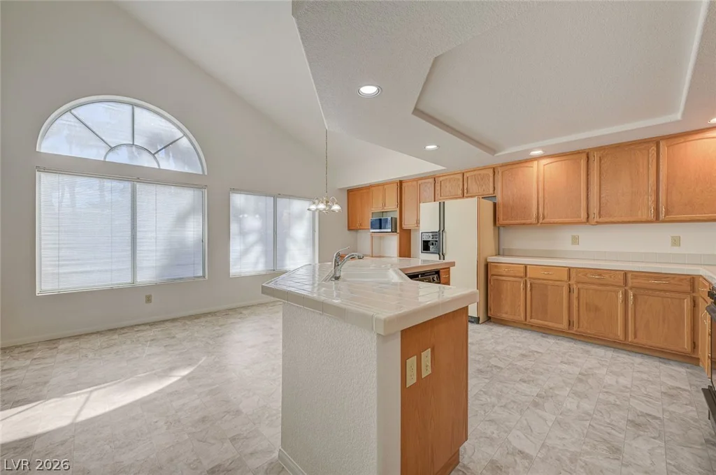 903 Squaw Peak, Henderson, NV 89014