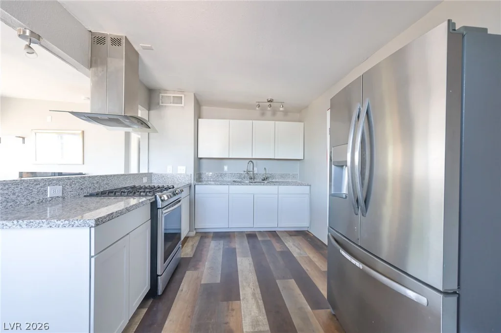 2125 Oakey, Las Vegas, NV 89104