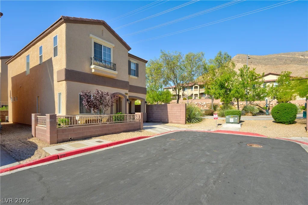 10637 Chickasaw Cedar, Las Vegas, NV 89129