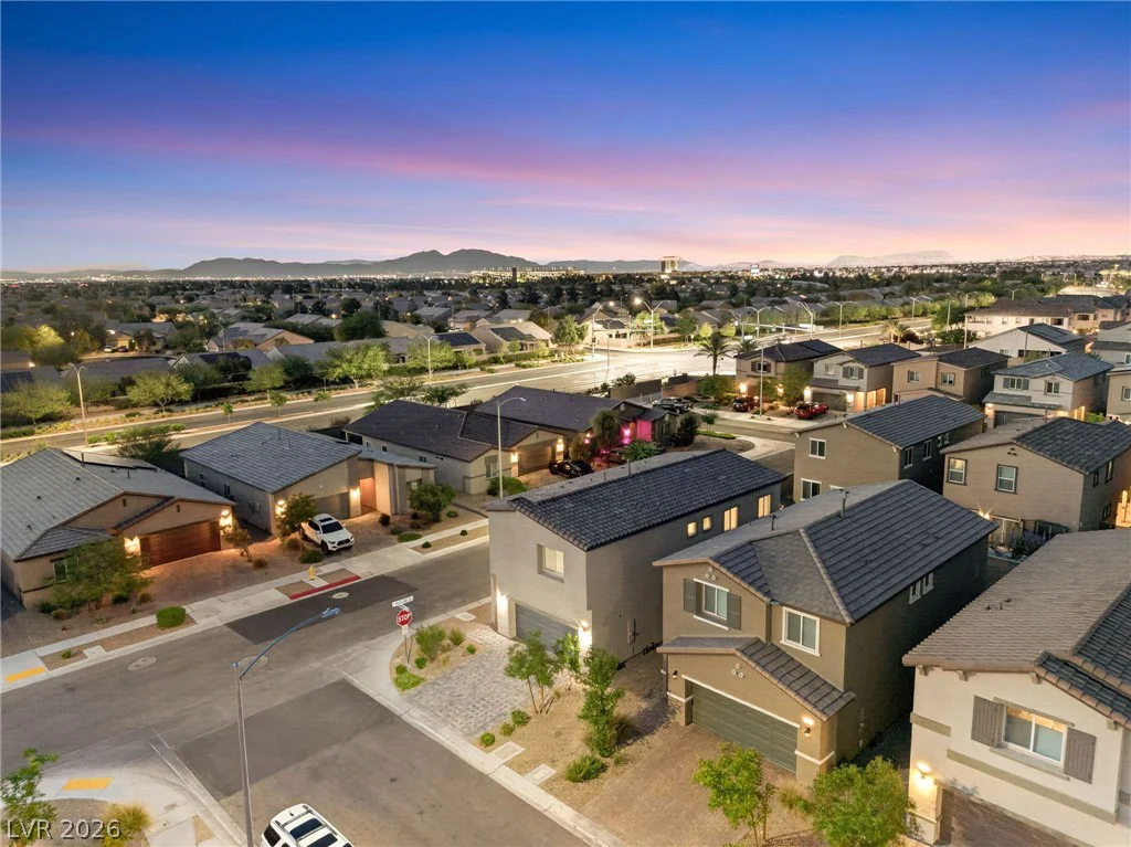 3743 Lambent, North Las Vegas, NV 89084