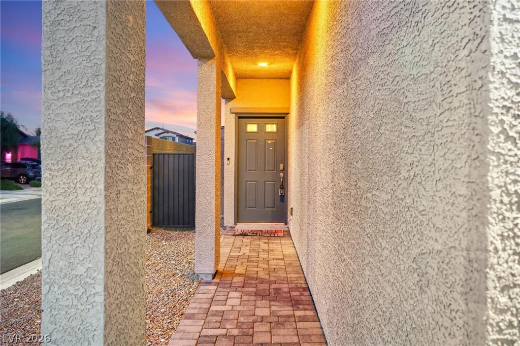 3743 Lambent, North Las Vegas, NV 89084