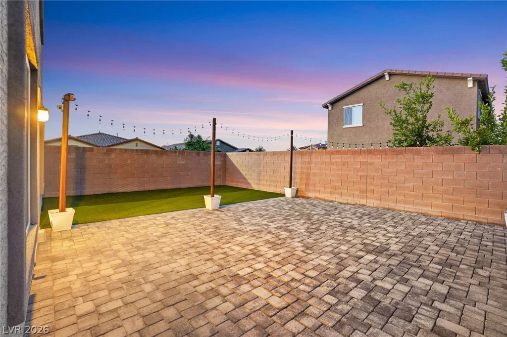 3743 Lambent, North Las Vegas, NV 89084