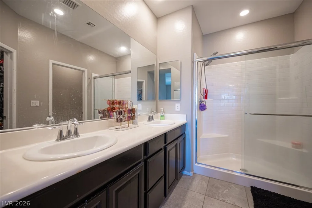 5565 Autumn Cliffs, Las Vegas, NV 89118