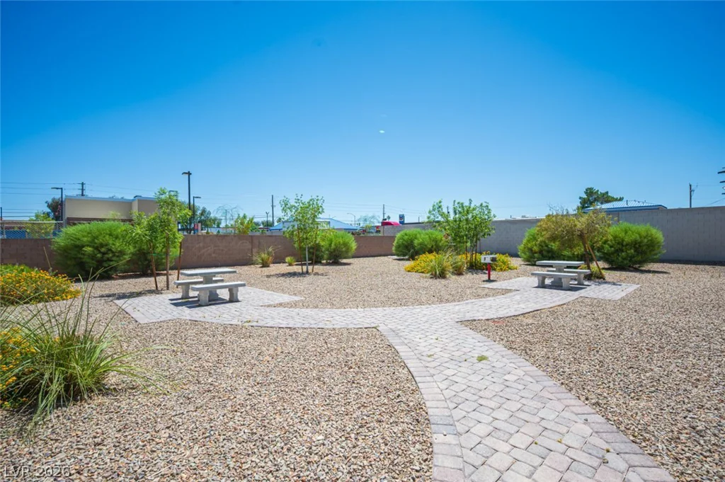 5565 Autumn Cliffs, Las Vegas, NV 89118