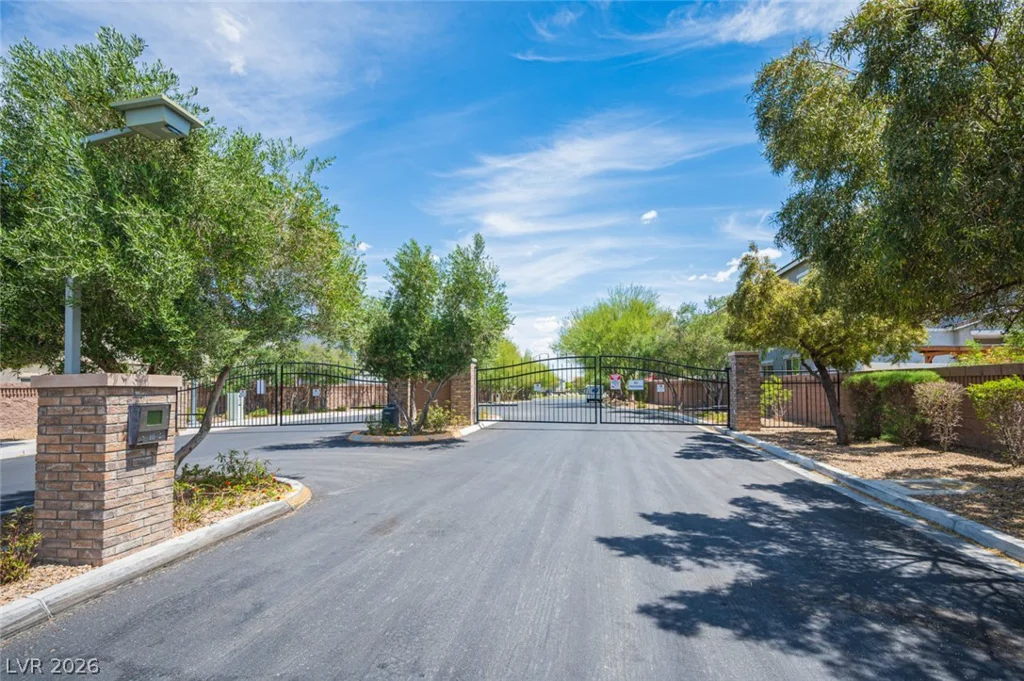 5565 Autumn Cliffs, Las Vegas, NV 89118