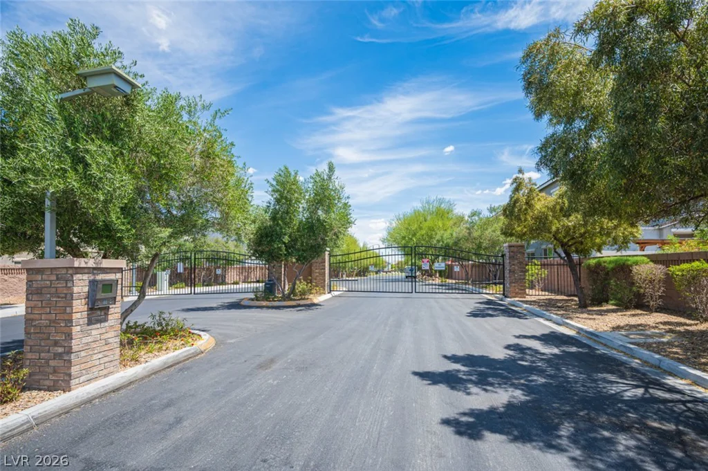 5565 Autumn Cliffs, Las Vegas, NV 89118