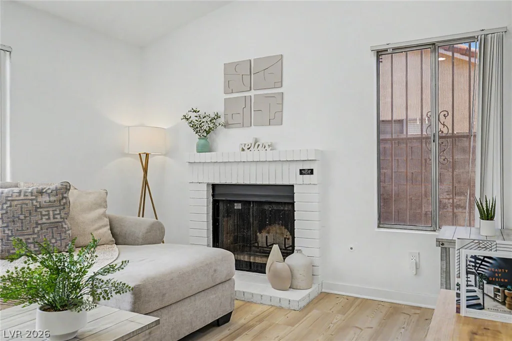 512 Macbrey, Las Vegas, NV 89123
