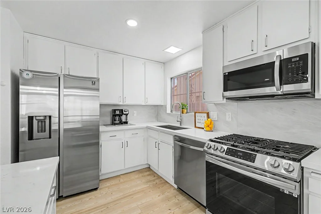 512 Macbrey, Las Vegas, NV 89123