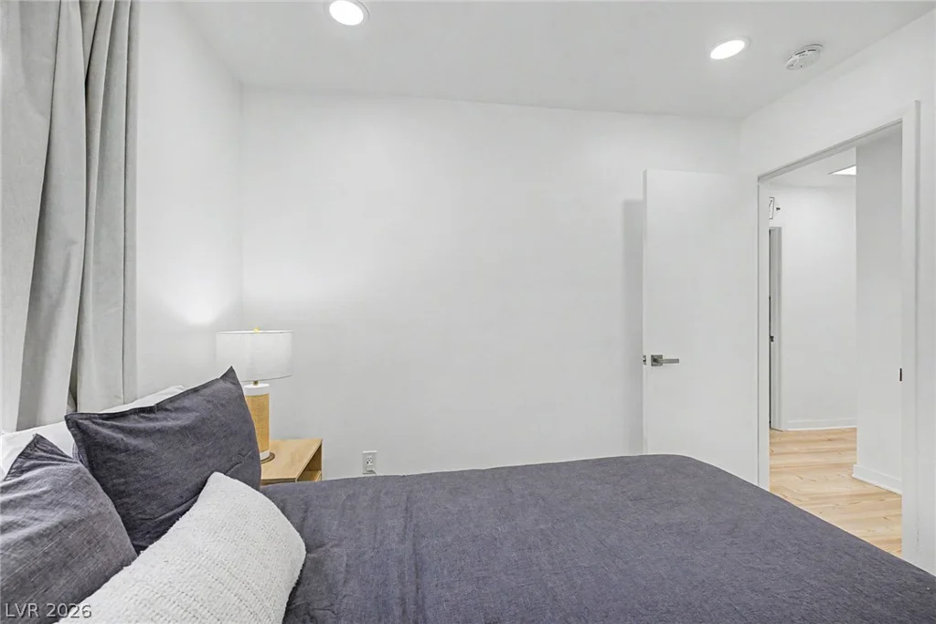 512 Macbrey, Las Vegas, NV 89123