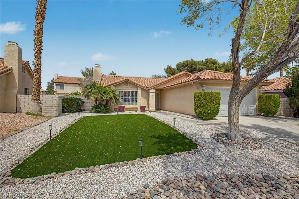 512 Macbrey, Las Vegas, NV 89123