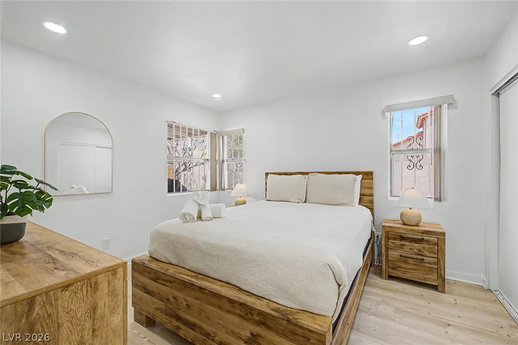 512 Macbrey, Las Vegas, NV 89123