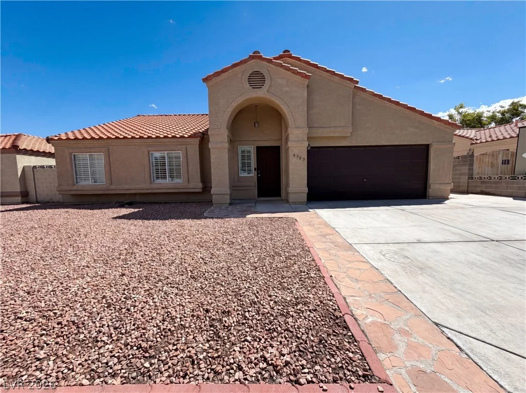 6305 Washburn, Las Vegas, NV 89130