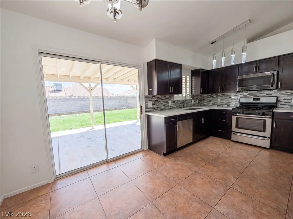 6305 Washburn, Las Vegas, NV 89130