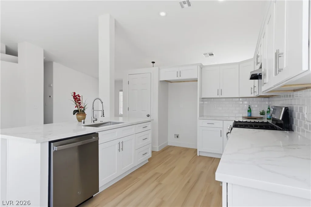 525 Rancho Del Mar, North Las Vegas, NV 89031