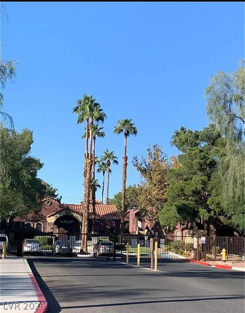 4050 Pacific Harbors, Las Vegas, NV 89121