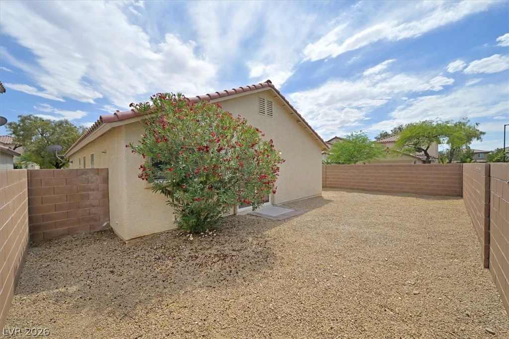3142 Leonetti, Las Vegas, NV 89141