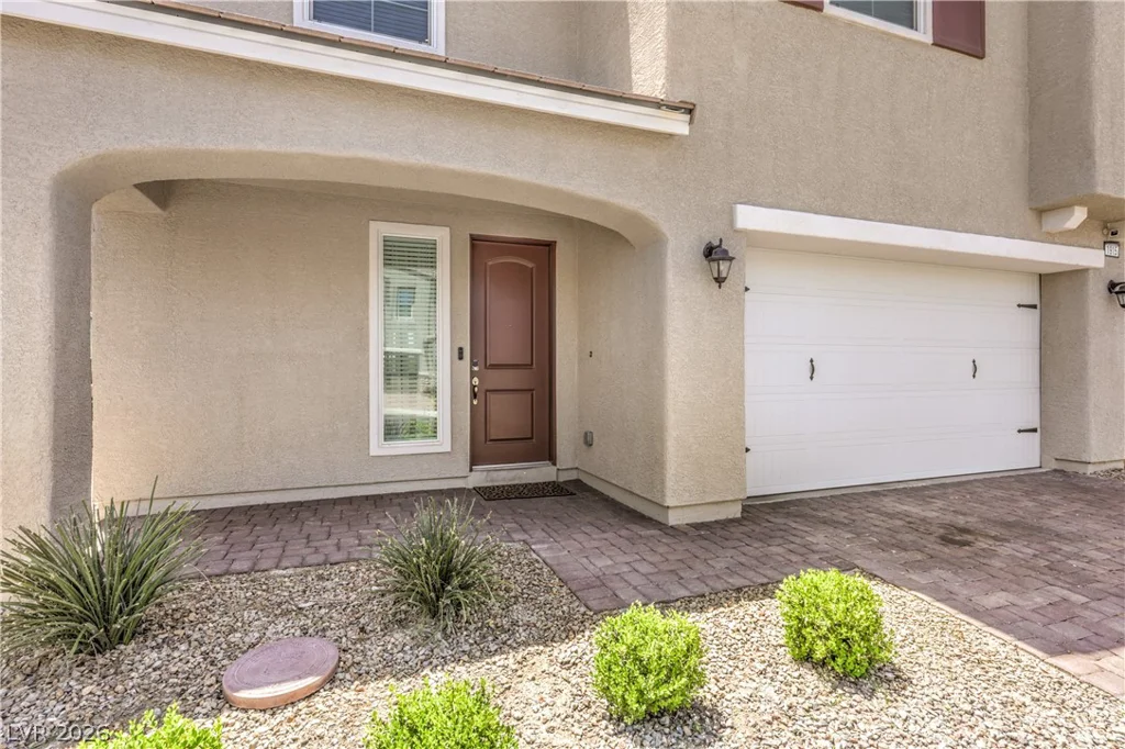 1915 Karner Blue, North Las Vegas, NV 89031