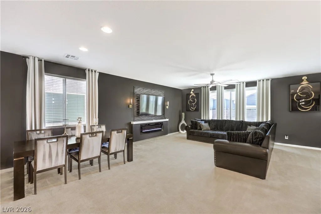 1915 Karner Blue, North Las Vegas, NV 89031