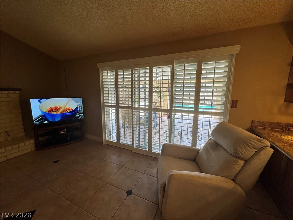 5281 Supai, Las Vegas, NV 89103