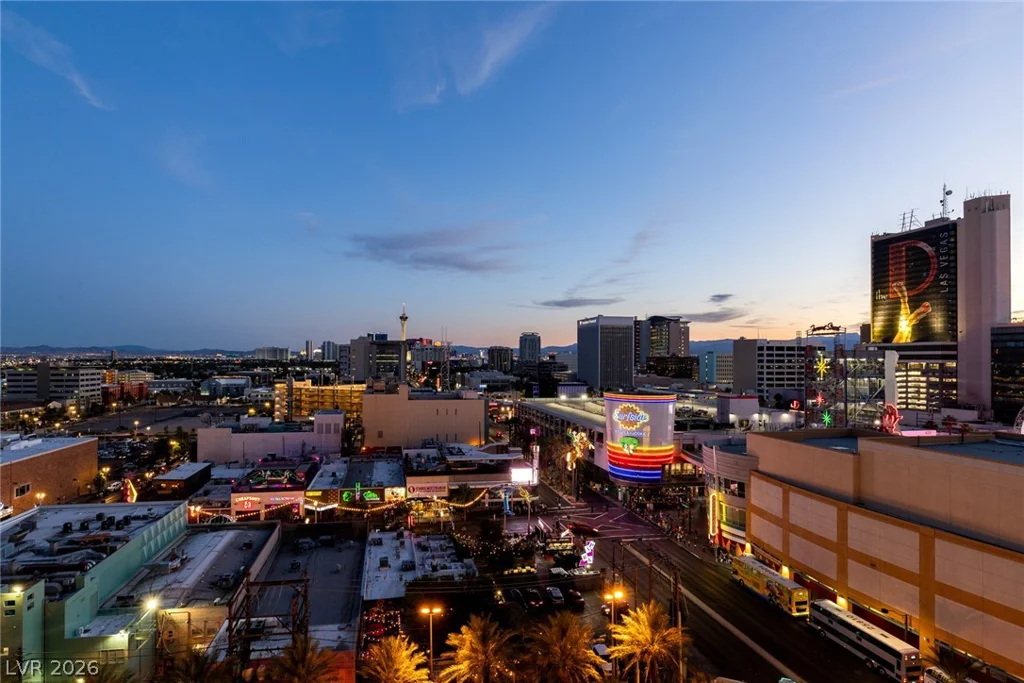 150 Las Vegas, Las Vegas, NV 89101