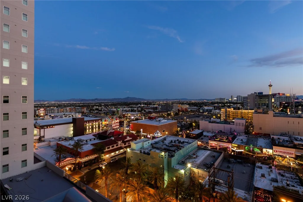 150 Las Vegas, Las Vegas, NV 89101