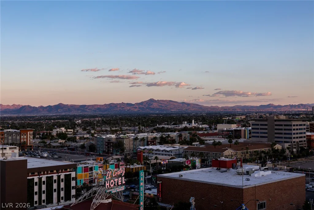 150 Las Vegas, Las Vegas, NV 89101