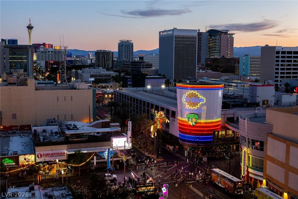150 Las Vegas, Las Vegas, NV 89101
