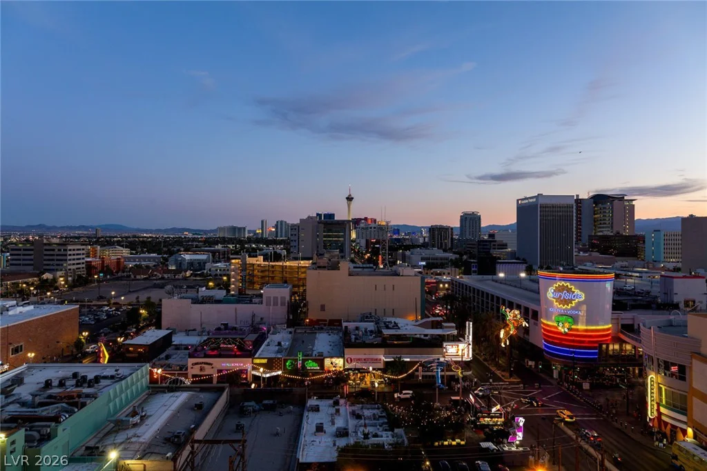 150 Las Vegas, Las Vegas, NV 89101