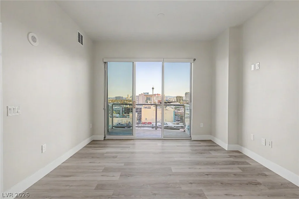 150 Las Vegas, Las Vegas, NV 89101