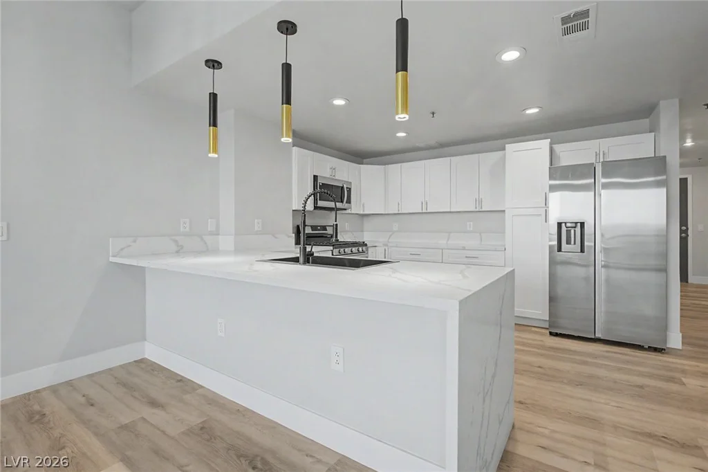 150 Las Vegas, Las Vegas, NV 89101