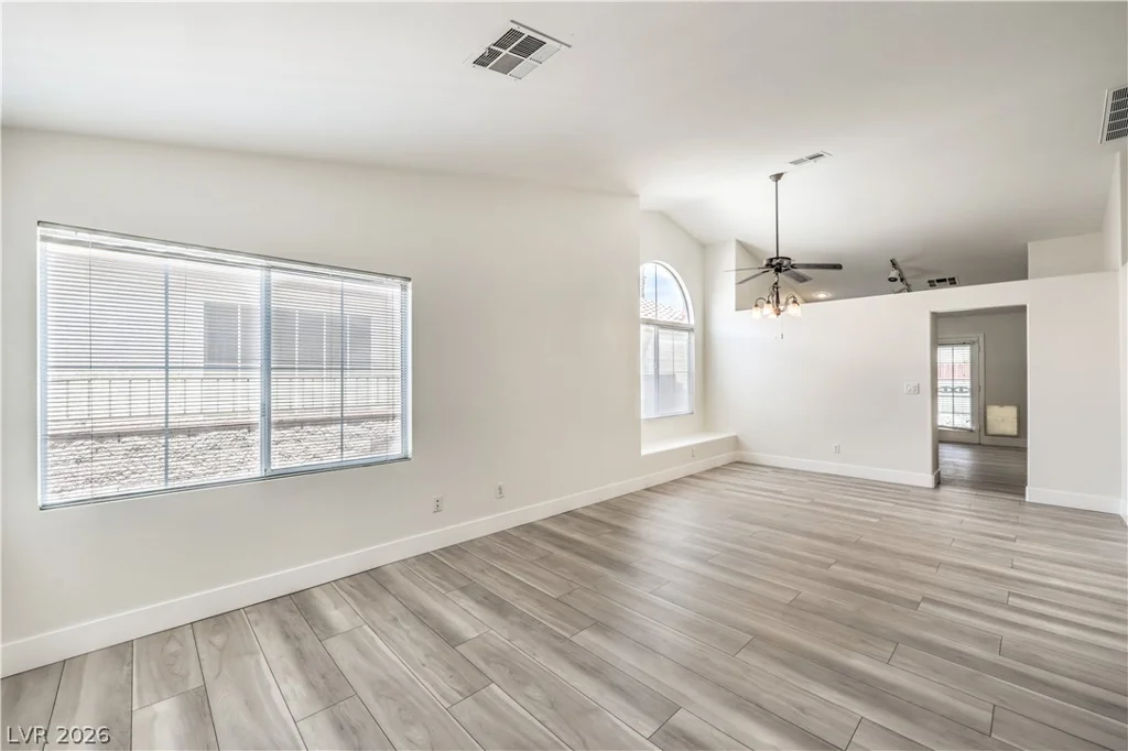 4436 Willowhill, Las Vegas, NV 89147