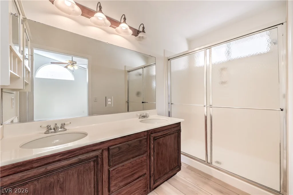 4436 Willowhill, Las Vegas, NV 89147