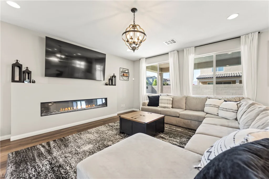 1938 Karner Blue, North Las Vegas, NV 89031